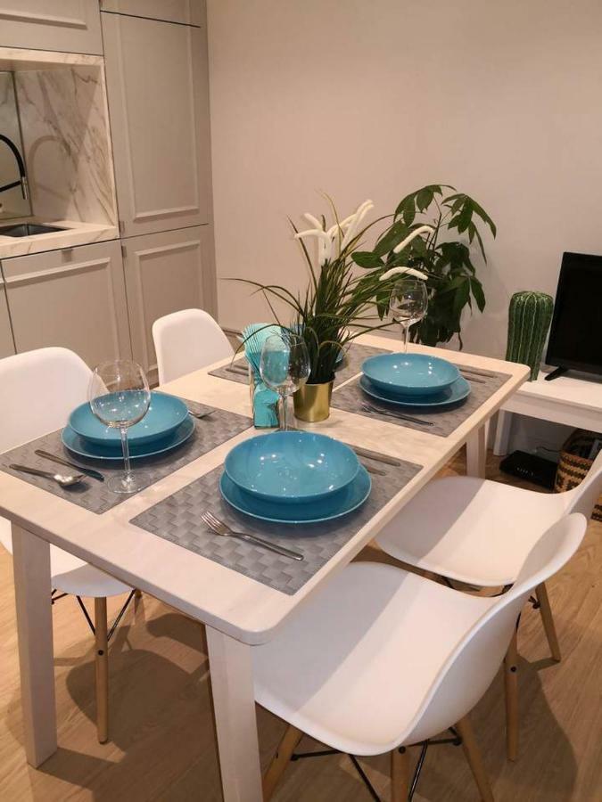 Explore Madrid From A Warm Apartment With Patio At A Newly Refurbished Manorial Building Exterior foto