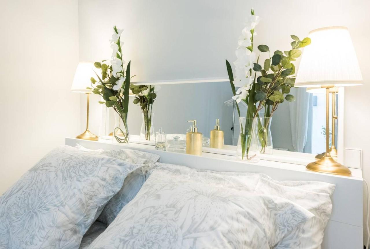 Explore Madrid From A Warm Apartment With Patio At A Newly Refurbished Manorial Building Exterior foto